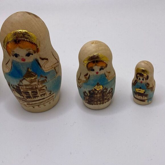 Rare Vintage Russian Matryoshka Nesting Doll Hand Crafted 5 Dolls - Picture 4 of 11